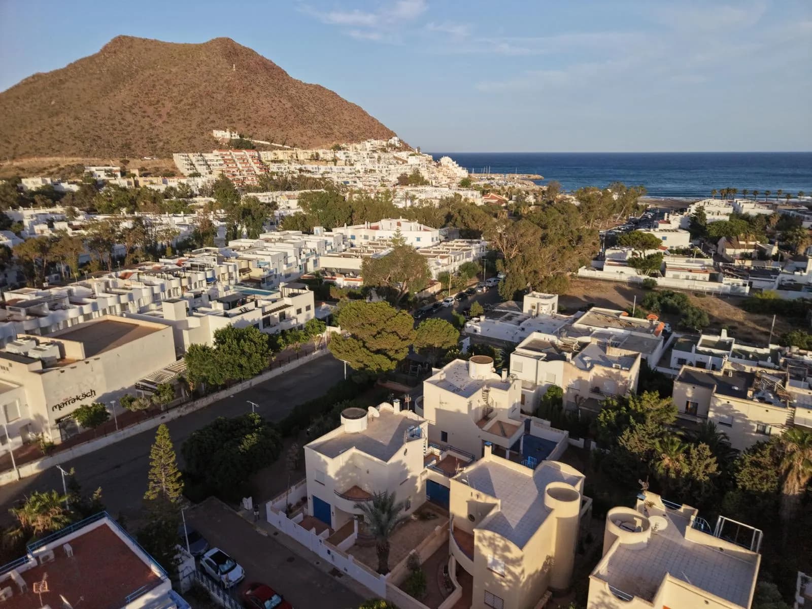 Cerro y bahía de San José